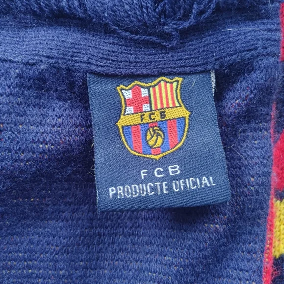 FCB scarf - Picture 4 of 4